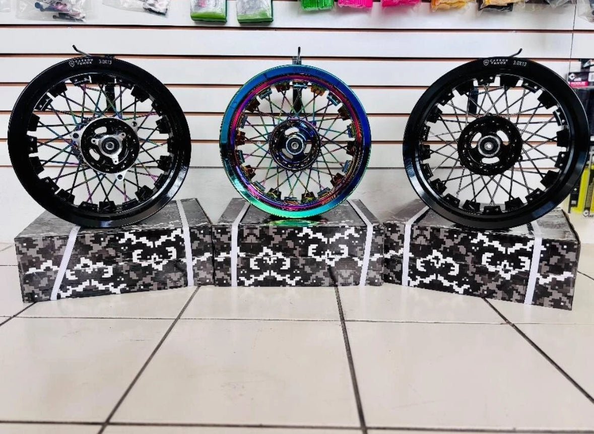 Scooter Tank 200 EFI Chuma aftermarket Rims 3.0x13