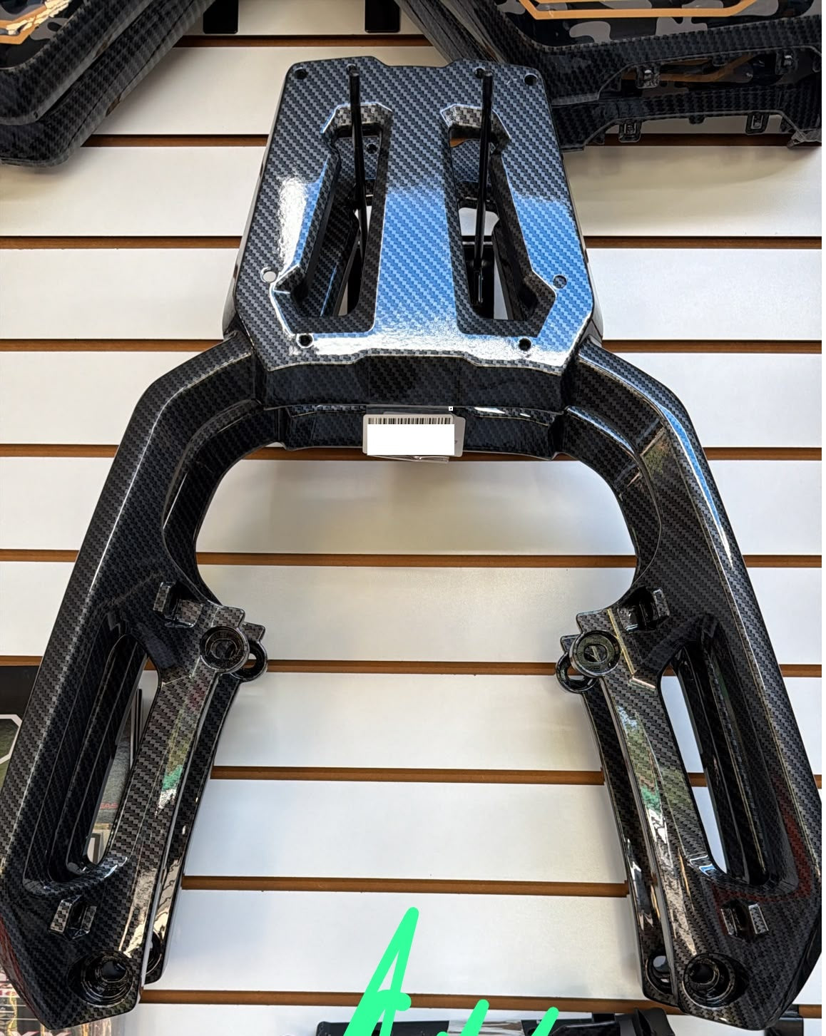 Tank 200 Carbon fiber paint Trunk bracket